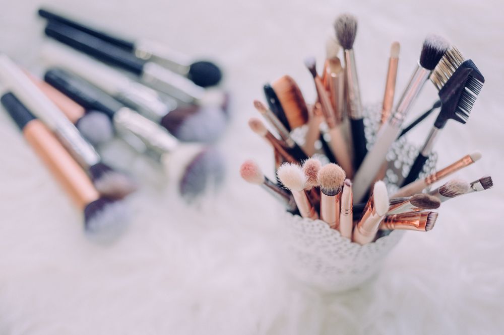 Makeup til alle lejligheder - find det online