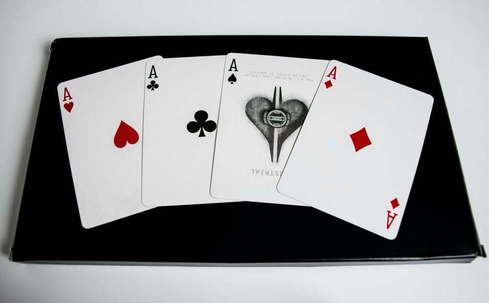 Lær om Black Jack på den online blog om spil