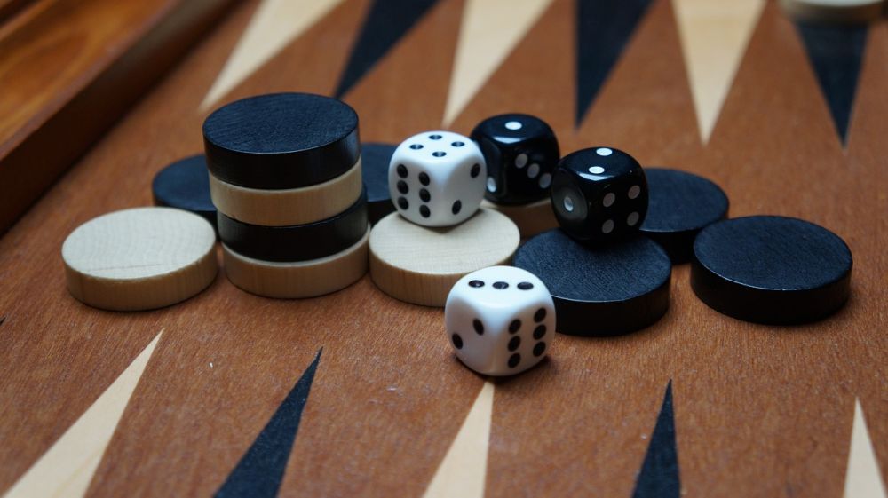 Heldfaktoren i backgammon