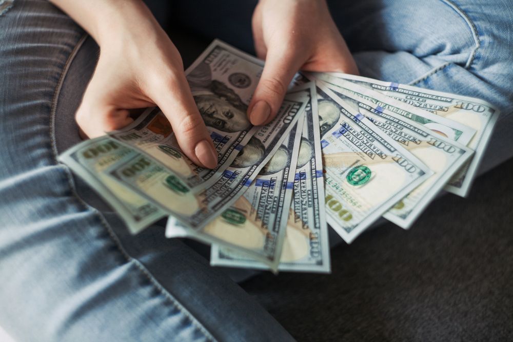 En investering, lægge et budget, få styr på økonomien - det hele hjælper PengeNørd med!