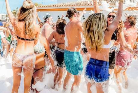 De bedste rejser for unge til Ayia Napa