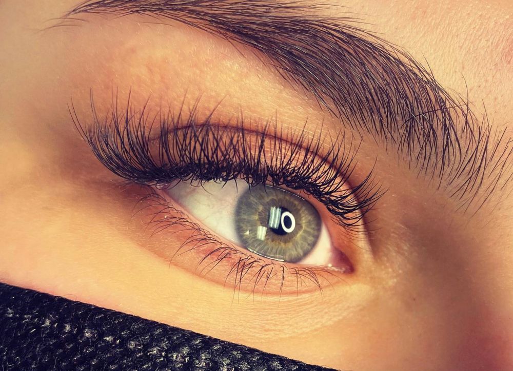 Med et lash lift på Frederiksberg får du smukke, definerede vipper på ingen tid